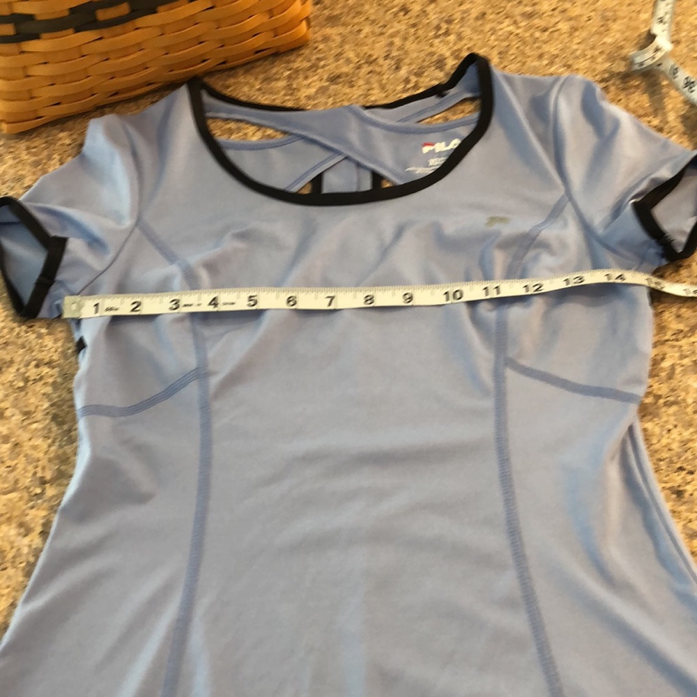 Fila Sport Active Athletic Short Sleeve Top XS Flattering Shape and Style - Picture 6 of 13